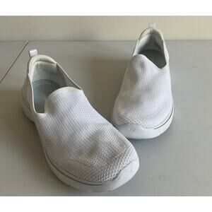 Skechers Women's Go Walk White Slip-On Sneaker Size 8.5